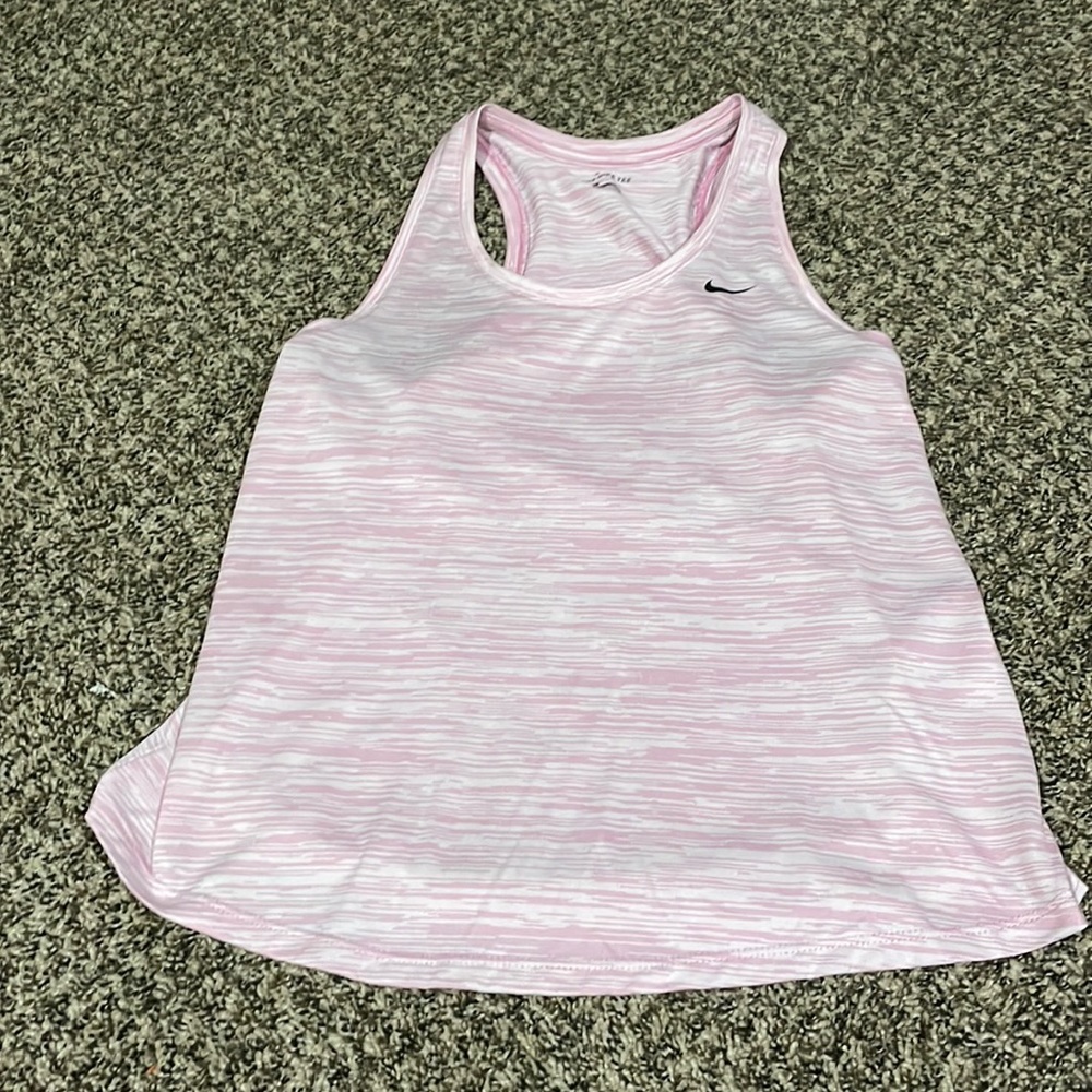 pink nike tank